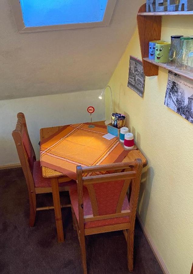 שנברדינגן Gemuetliches Zimmer Zentral In Der Lueneburger Heide מראה חיצוני תמונה